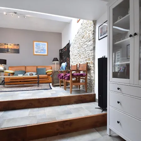 Peaceful House With Garden Near Sea Holiday home