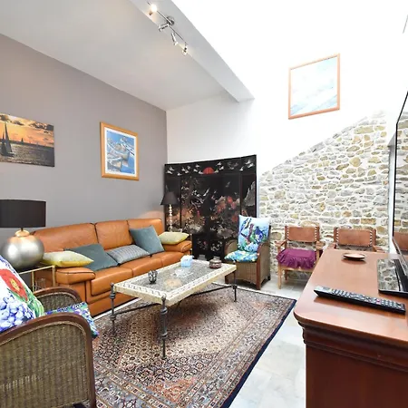 Holiday home Quiet Normandy Retreat