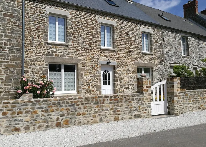 Quiet Normandy Retreat Saint-Remy-des-Landes